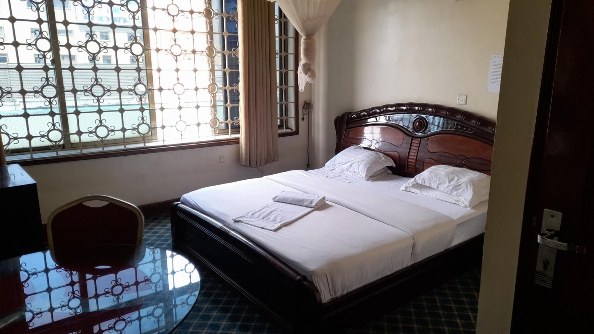 New Jbk Hotel Kampala Exterior photo
