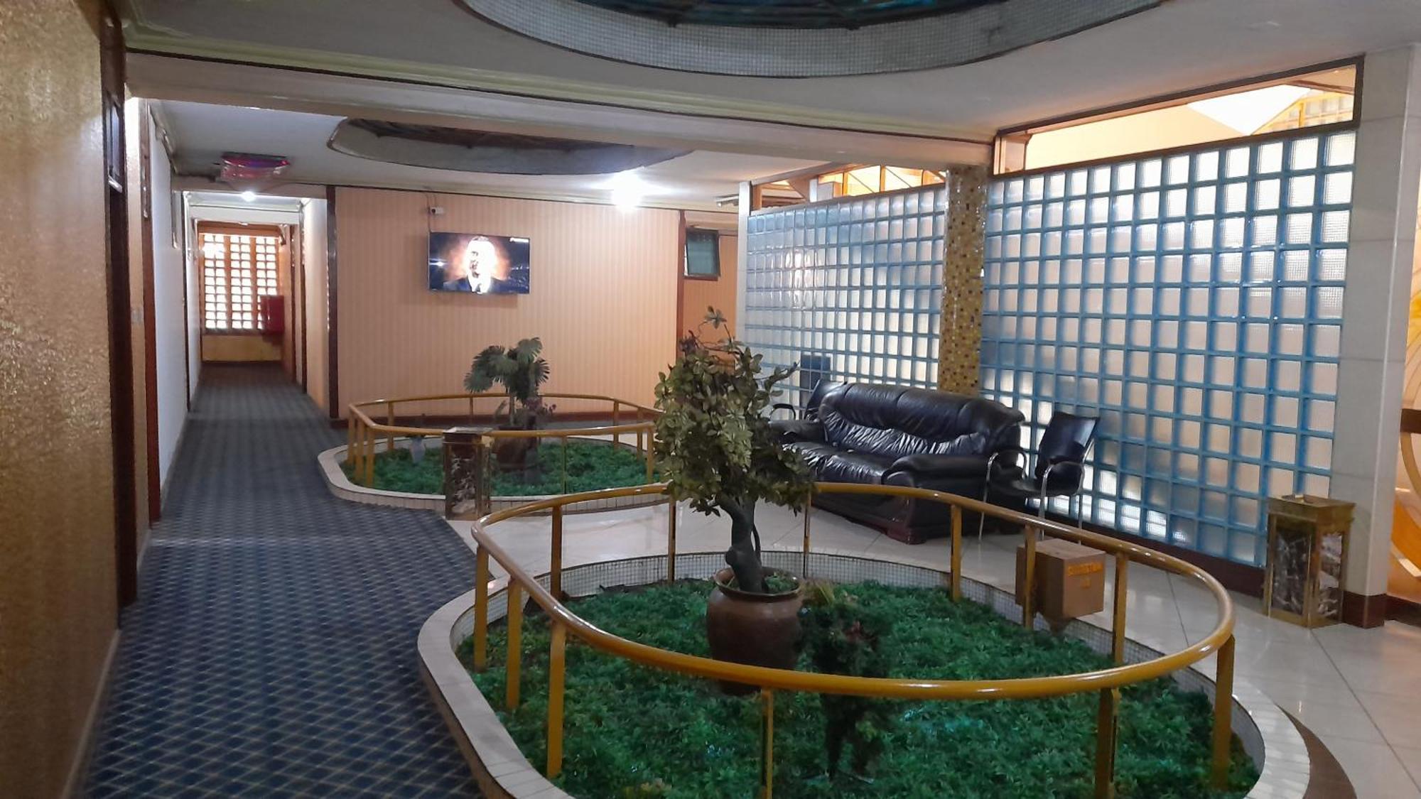 New Jbk Hotel Kampala Exterior photo