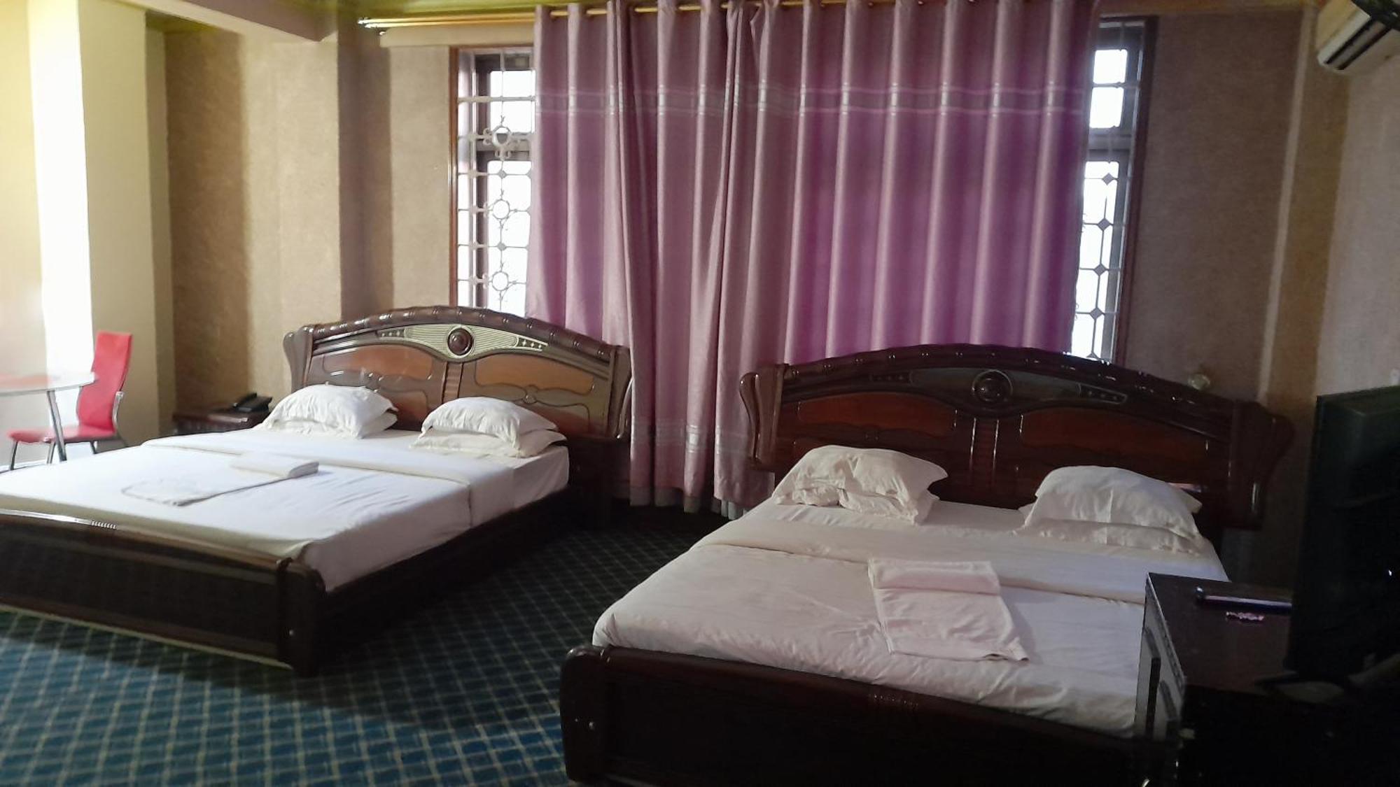 New Jbk Hotel Kampala Exterior photo