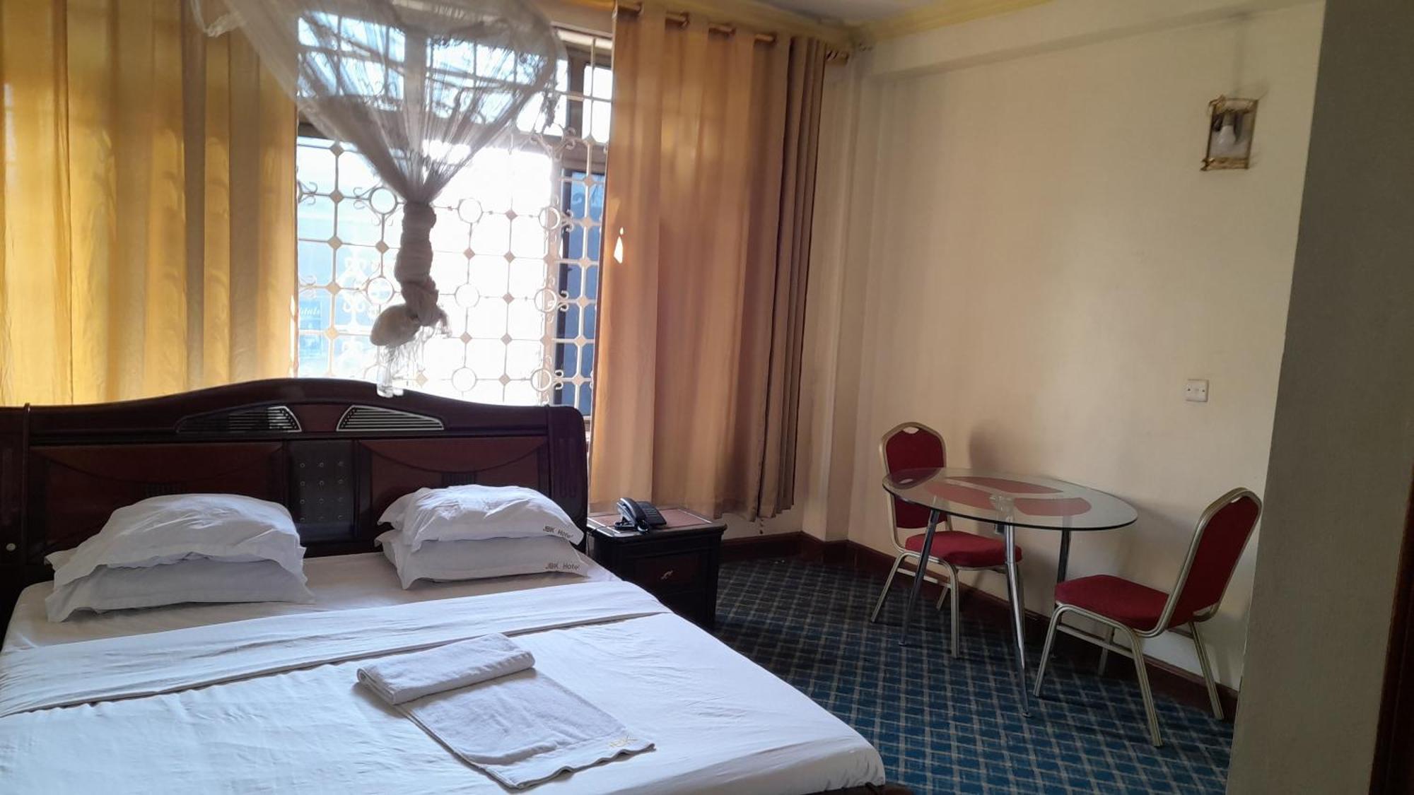 New Jbk Hotel Kampala Exterior photo